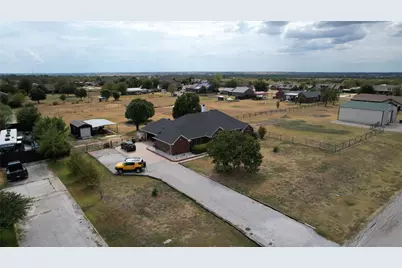 11990 Hill Country Circle, Ponder, TX 76259 - Photo 4
