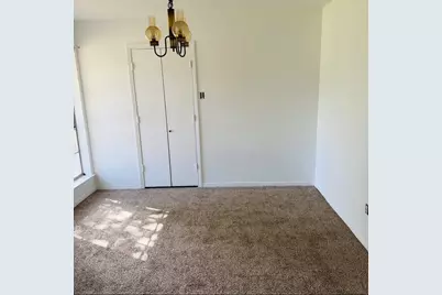 709 Oakbluff Drive, Lancaster, TX 75146 - Photo 2