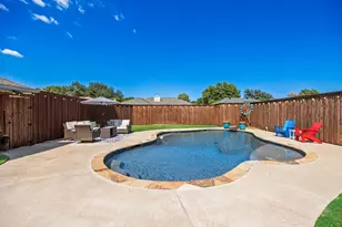 1931 Robin Meadow Dr, Carrollton, TX 75007 - Photo 26