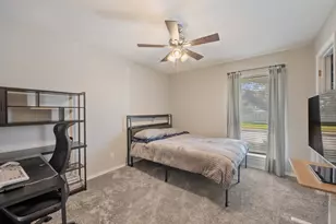 1931 Robin Meadow Dr, Carrollton, TX 75007 - Photo 20