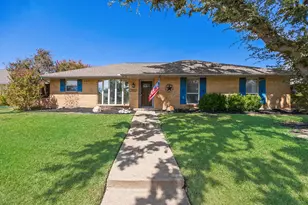 1931 Robin Meadow Dr, Carrollton, TX 75007 - Photo 1