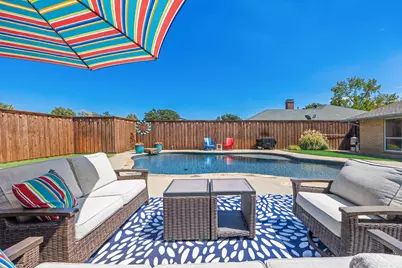 1931 Robin Meadow Drive, Carrollton, TX 75007 - Photo 24