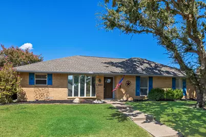 1931 Robin Meadow Drive, Carrollton, TX 75007 - Photo 2