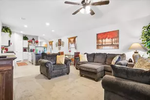 137 Running River Dr, Boyd, TX 76023 - Photo 12