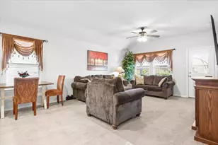 137 Running River Dr, Boyd, TX 76023 - Photo 14