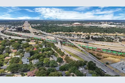 2305 W Rosedale Street S, Fort Worth, TX 76110 - Photo 38