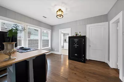 2305 W Rosedale Street S, Fort Worth, TX 76110 - Photo 18
