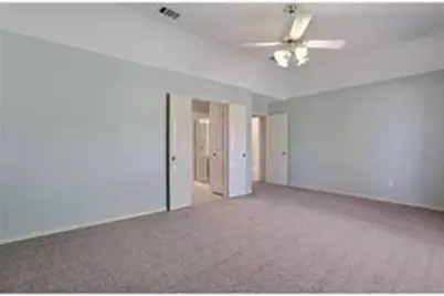 2110 Hearthstone Drive, Carrollton, TX 75010 - Photo 8