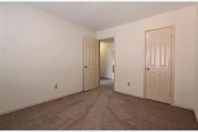 2110 Hearthstone Drive, Carrollton, TX 75010 - Photo 2