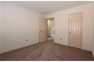 2110 Hearthstone Dr, Carrollton, TX 75010 - Photo 2