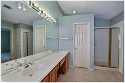 2110 Hearthstone Drive, Carrollton, TX 75010 - Photo 10