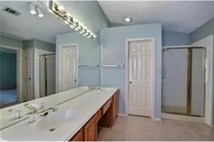 2110 Hearthstone Dr, Carrollton, TX 75010 - Photo 10
