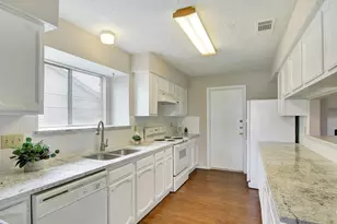 1328 Colmar Dr, Plano, TX 75023 - Photo 4