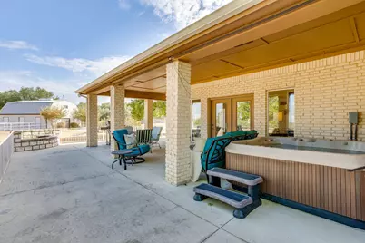2112 Miller Court, Granbury, TX 76049 - Photo 28