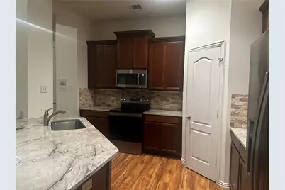 3821 Marcillia Circle, Irving, TX 75038 - Photo 2
