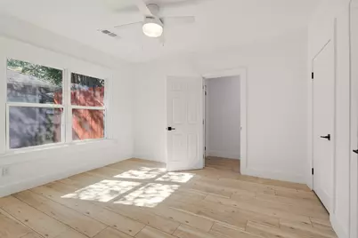 809 Cristler Avenue, Dallas, TX 75223 - Photo 14