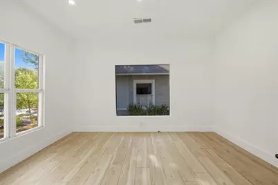 809 Cristler Avenue, Dallas, TX 75223 - Photo 8