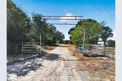 3860 Peak Road, Granbury, TX 76048 - Photo 6