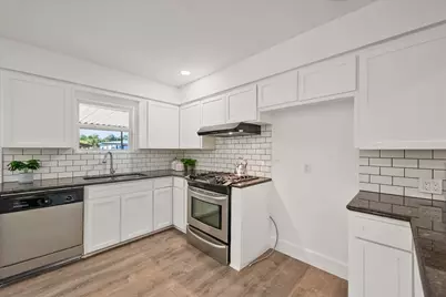 2626 Alden Avenue, Dallas, TX 75211 - Photo 6