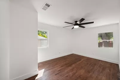 2626 Alden Avenue, Dallas, TX 75211 - Photo 20