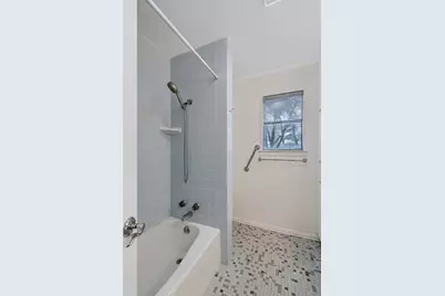 104 Trailwood Court, Burleson, TX 76028 - Photo 20