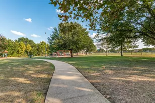1003 Morris St, Dallas, TX 75212 - Photo 8