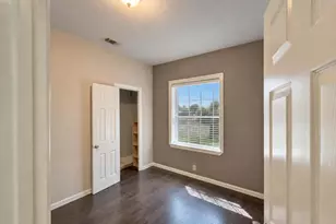 912 W Belt Line Rd, Cedar Hill, TX 75104 - Photo 6