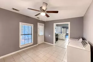 912 W Belt Line Rd, Cedar Hill, TX 75104 - Photo 16