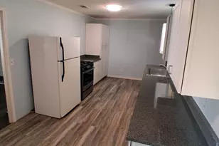 306 S Oak Ln, Tolar, TX 76476 - Photo 2