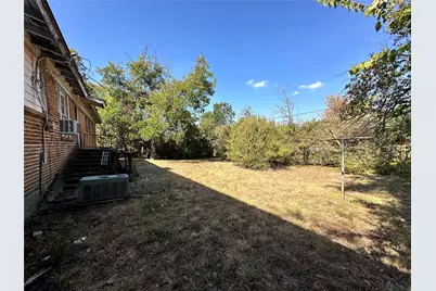 2121 Kingsdale Drive, Fort Worth, TX 76119 - Photo 24