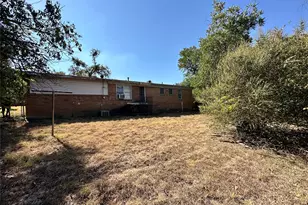 2121 Kingsdale Dr, Fort Worth, TX 76119 - Photo 26