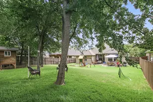 913 Freesia Dr, Little Elm, TX 75068 - Photo 26