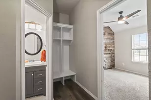 913 Freesia Dr, Little Elm, TX 75068 - Photo 22