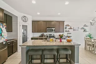 913 Freesia Dr, Little Elm, TX 75068 - Photo 10
