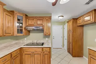 3917 Garden Grove Ln, Abilene, TX 79606 - Photo 6
