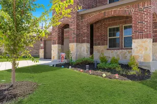 884 Jett Dr, Ferris, TX 75125 - Photo 2