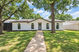1214 Winterwood Dr, Lewisville, TX 75067 - Photo 2