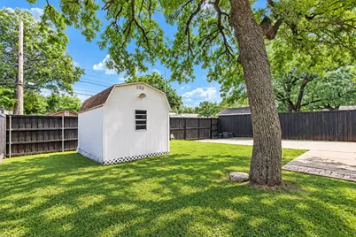 1214 Winterwood Drive, Lewisville, TX 75067 - Photo 18