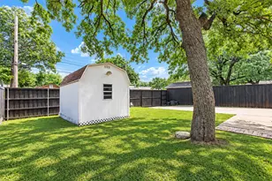 1214 Winterwood Dr, Lewisville, TX 75067 - Photo 18