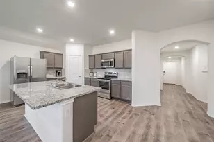 716 Alton Dr, Aubrey, TX 76227 - Photo 2