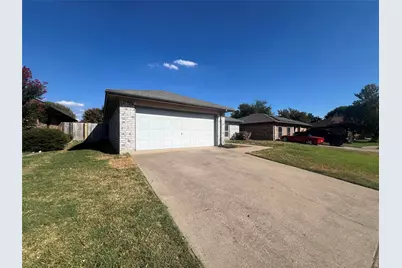 7808 Mallard Lane, Watauga, TX 76148 - Photo 4