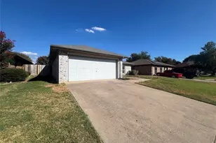 7808 Mallard Ln, Watauga, TX 76148 - Photo 4
