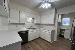 7808 Mallard Ln, Watauga, TX 76148 - Photo 10
