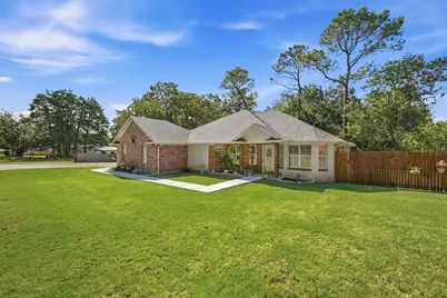 173 Graves Circle, Pottsboro, TX 75076 - Photo 2