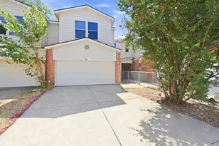 144 Creek Cove Dr, Dallas, TX 75217 - Photo 2