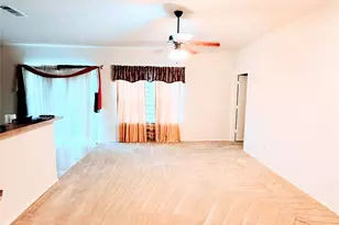 2835 Bronco Dr, Dallas, TX 75237 - Photo 4
