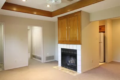 217 Matt Place, Grand Prairie, TX 75051 - Photo 6