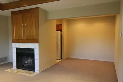 217 Matt Place, Grand Prairie, TX 75051 - Photo 8