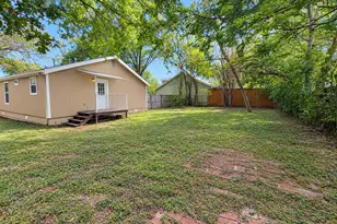 1203 N College St, McKinney, TX 75069 - Photo 12