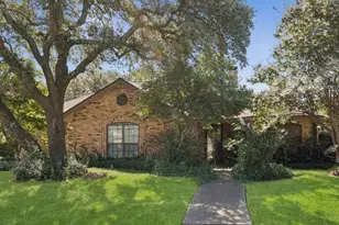 3718 Thornhill Way, Rowlett, TX 75088 - Photo 1
